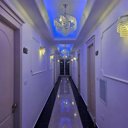 Santa Maria Hotel 4*