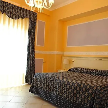 Отель Santa Maria 4*
