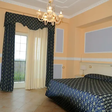 Hotel Santa Maria 4*