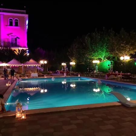 Santa Maria Hotel 4*