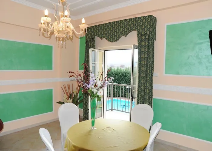 מלון Santa Maria 4*